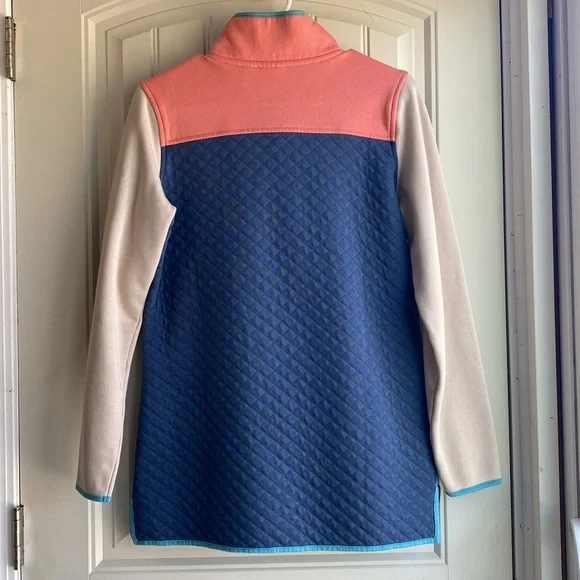 L.L. Bean Women’s Colorblock Quilted button-up pullover sweatshirt - Picture 2 of 7